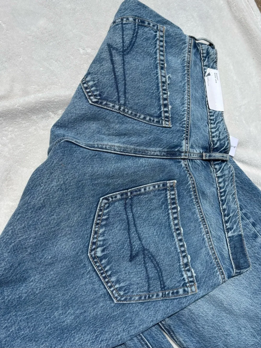 American Eagle Outfitters Wide-Leg Jeans - Medium Blue Wash - Picture 6 of 6